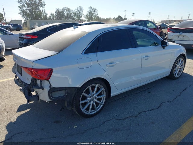 44631935 :رقم المزاد ، WAUCJGFF2F1068203 vin ، 2015 Audi A3 2.0 Tdi Premium مزاد بيع