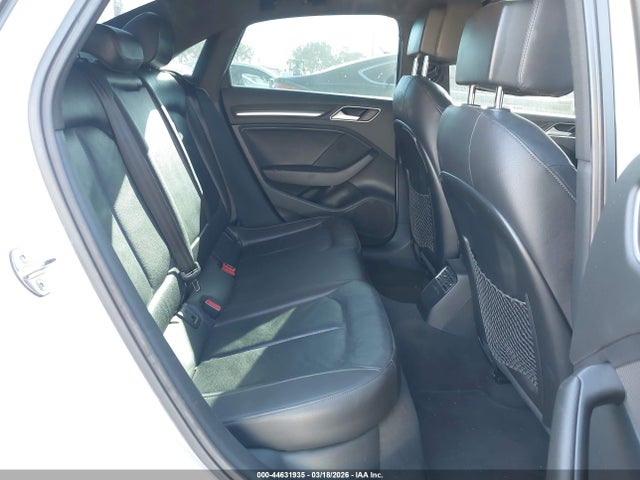 44631935 :رقم المزاد ، WAUCJGFF2F1068203 vin ، 2015 Audi A3 2.0 Tdi Premium مزاد بيع
