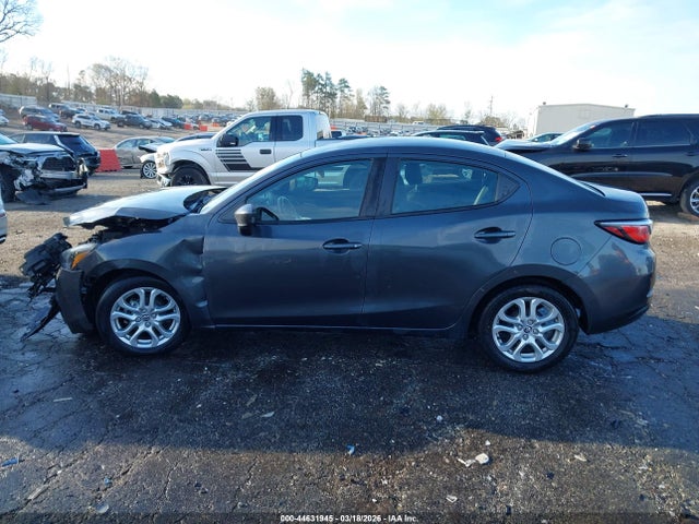 2018 Toyota Yaris Ia მანქანა იყიდება აუქციონზე, vin: 3MYDLBYVXJY321041, აუქციონის ნომერი: 44631945