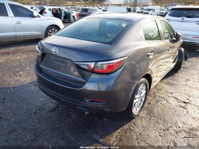 2018 Toyota Yaris Ia მანქანა იყიდება აუქციონზე, vin: 3MYDLBYVXJY321041, აუქციონის ნომერი: 44631945