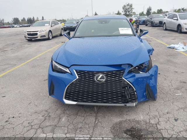 Продажа на аукционе авто 2023 Lexus Is 300, vin: JTHDA1D23P5123268, номер лота: 44631957