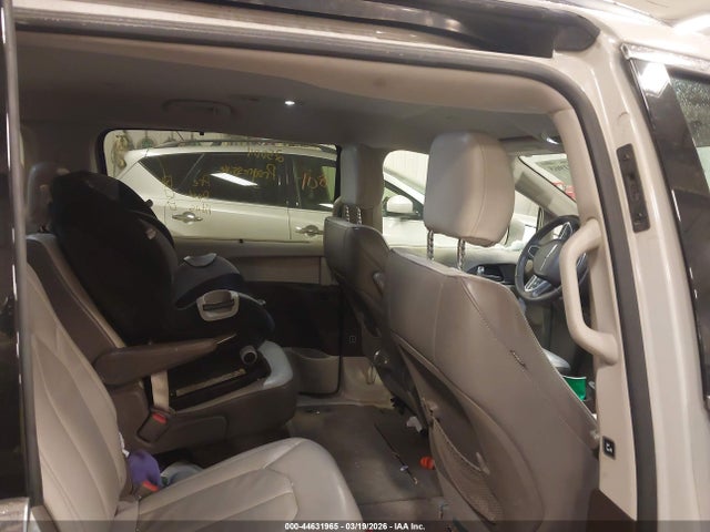 Продаж на аукціоні авто 2017 Chrysler Pacifica Touring-l, vin: 2C4RC1BG9HR633855, номер лоту: 44631965
