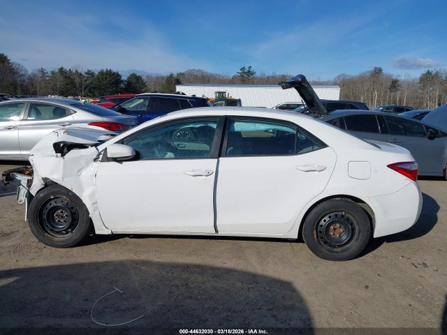 2T1BURHE1GC689032 Toyota COROLLA LE