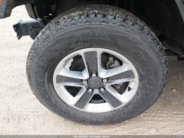 Продаж на аукціоні авто 2018 Jeep Wrangler Unlimited Sahara 4x4, vin: 1C4HJXEN7JW131700, номер лоту: 44632035