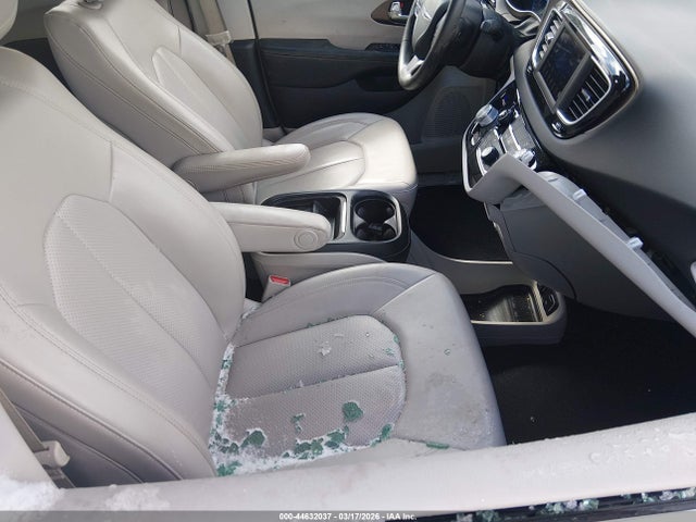 44632037 :رقم المزاد ، 2C4RC1DG4MR506387 vin ، 2021 Chrysler Voyager Lxi مزاد بيع