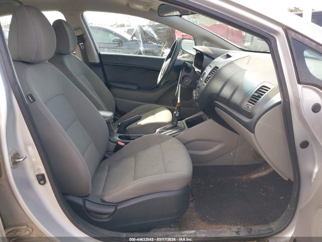 KNAFK4A61G5533399 KIA FORTE LX