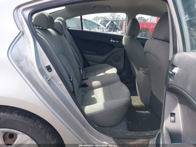 KNAFK4A61G5533399 KIA FORTE LX