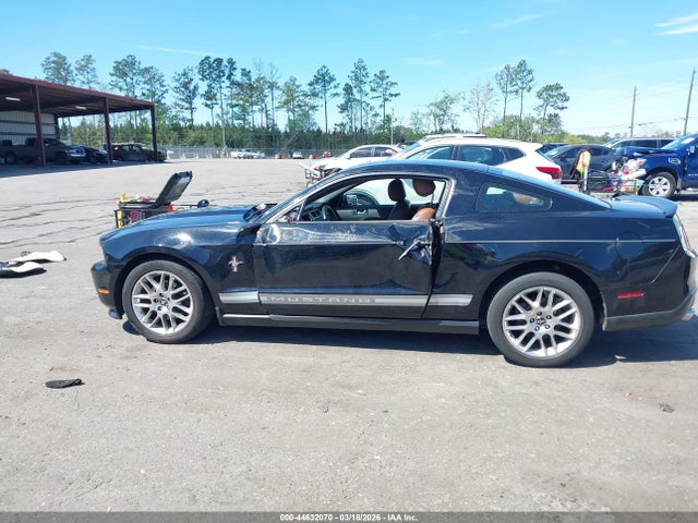 2012 Ford Mustang V6 Premium მანქანა იყიდება აუქციონზე, vin: 1ZVBP8AM6C5274618, აუქციონის ნომერი: 44632070