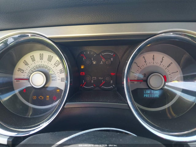 2012 Ford Mustang V6 Premium მანქანა იყიდება აუქციონზე, vin: 1ZVBP8AM6C5274618, აუქციონის ნომერი: 44632070