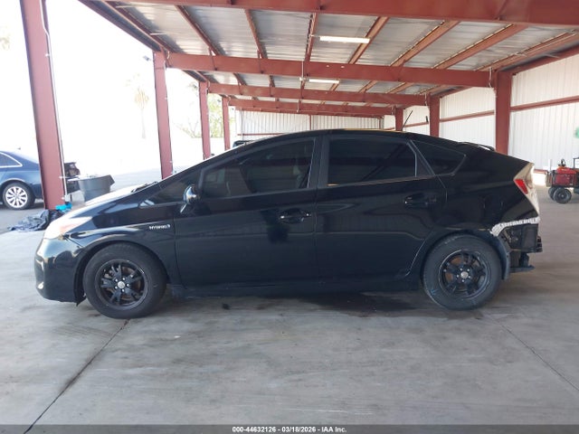 Toyota Prius Four 2015 JTDKN3DU4F1924050 Image 15