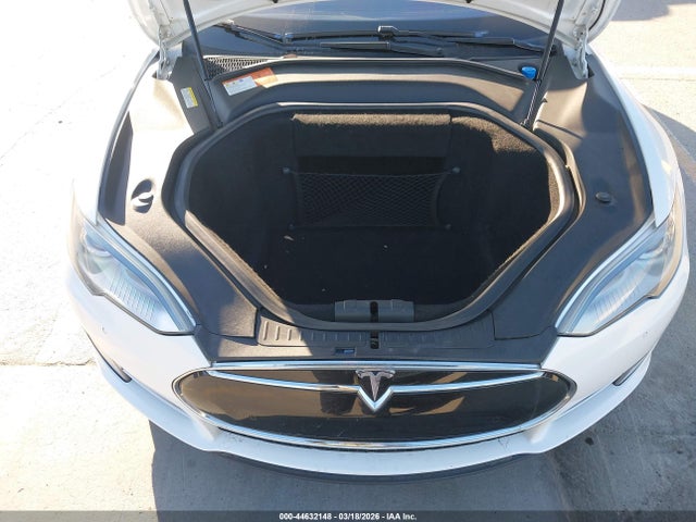 2014 TESLA MODEL S 5YJSA1H11EFP56129 Photo 9