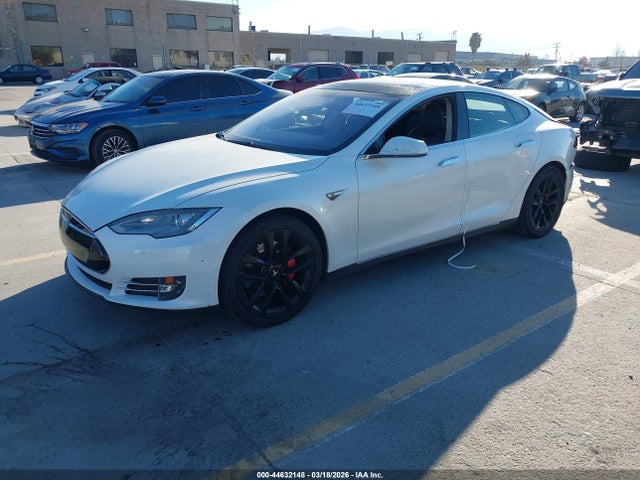 2014 TESLA MODEL S 5YJSA1H11EFP56129 Photo 1
