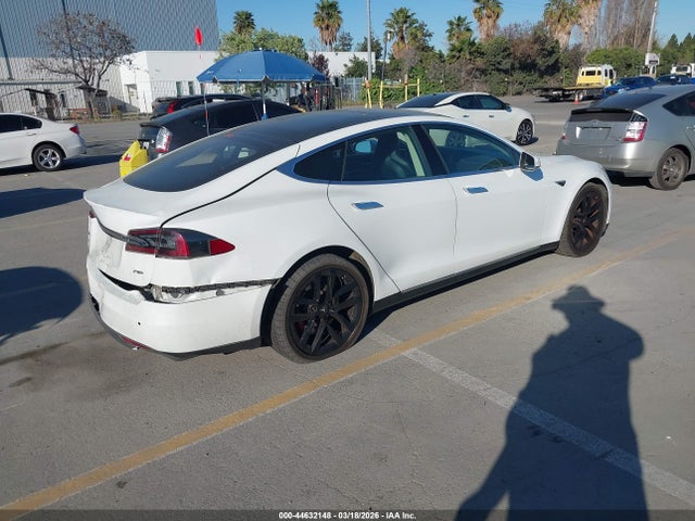 2014 TESLA MODEL S 5YJSA1H11EFP56129 Photo 3