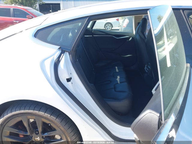 2014 TESLA MODEL S 5YJSA1H11EFP56129 Photo 7