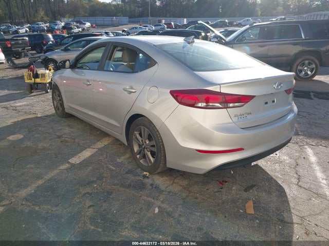 Продаж на аукціоні авто 2017 Hyundai Elantra Se, vin: 5NPD84LF5HH122210, номер лоту: 44632172