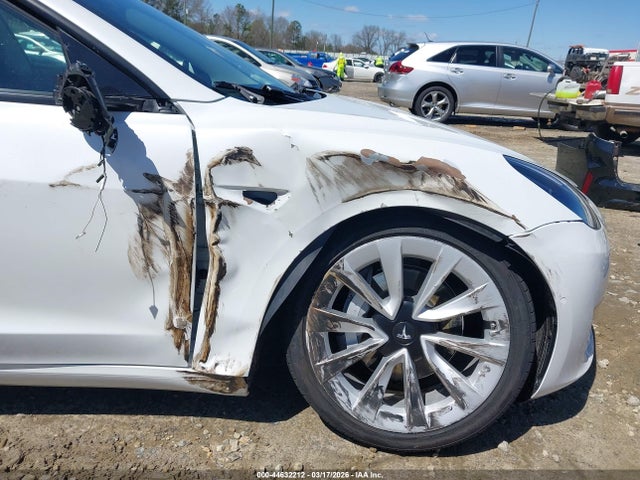2022 Tesla Model 3 Rear-wheel Drive მანქანა იყიდება აუქციონზე, vin: 5YJ3E1EA0NF369939, აუქციონის ნომერი: 44632212