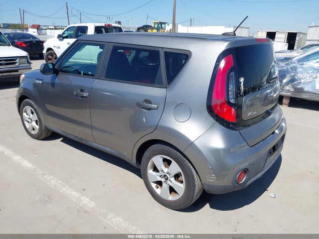 2018 KIA SOUL KNDJN2A22J7625087 Photo 2