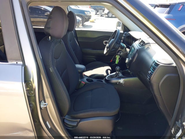 2018 KIA SOUL KNDJN2A22J7625087 Photo 4