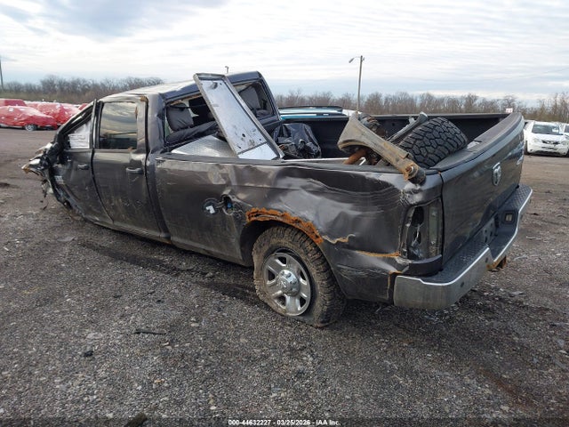 Продажа на аукционе авто 2014 Ram 2500 Tradesman, vin: 3C6UR5HL0EG136318, номер лота: 44632227