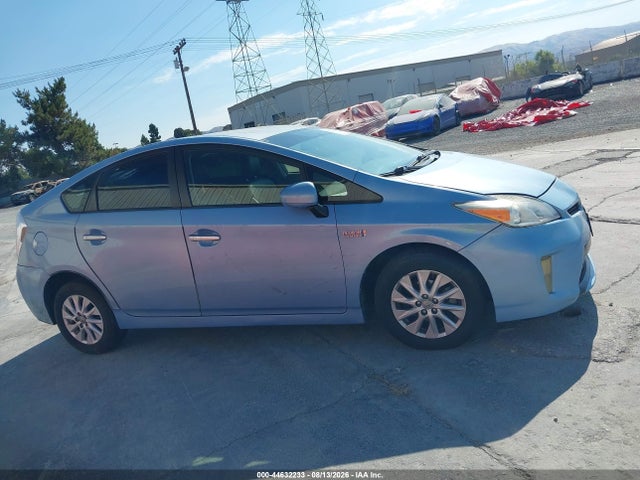 Toyota Prius Plug-in Advanced 2015 JTDKN3DP0F3069703 Image 14