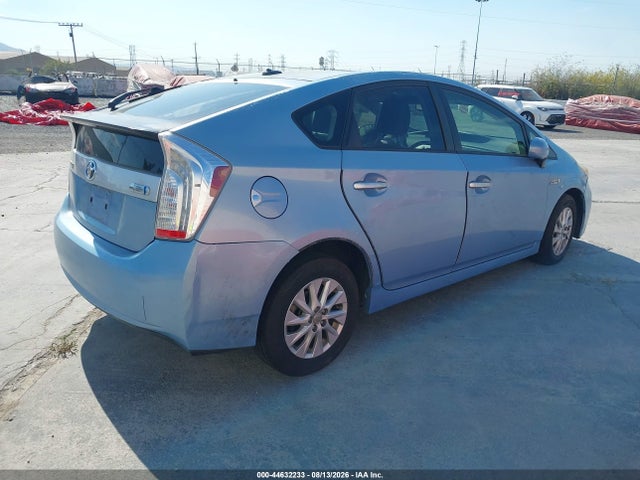 Toyota Prius Plug-in Advanced 2015 JTDKN3DP0F3069703 Image 4