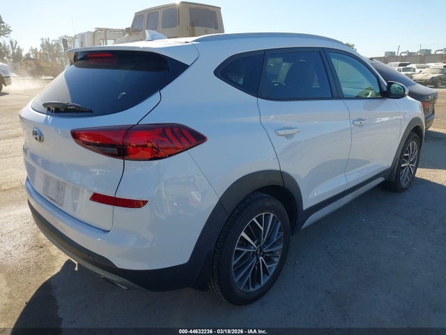 KM8J33AL3MU322440 Hyundai TUCSON SEL