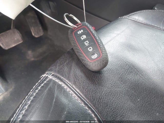 44632243 :رقم المزاد ، 1FAHP2E8XFG179890 vin ، 2015 Ford Taurus Sel مزاد بيع