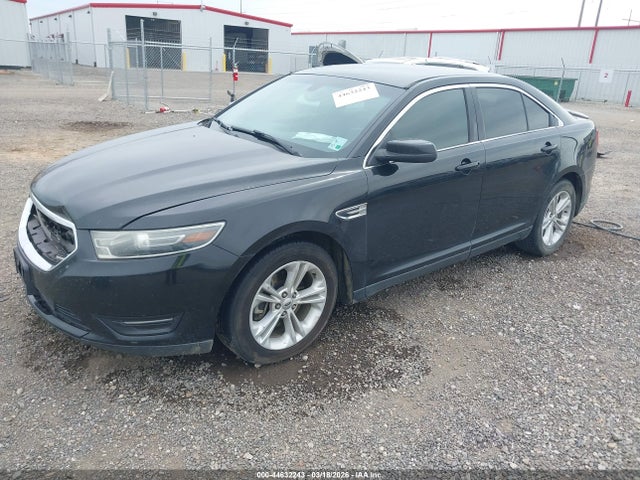 44632243 :رقم المزاد ، 1FAHP2E8XFG179890 vin ، 2015 Ford Taurus Sel مزاد بيع