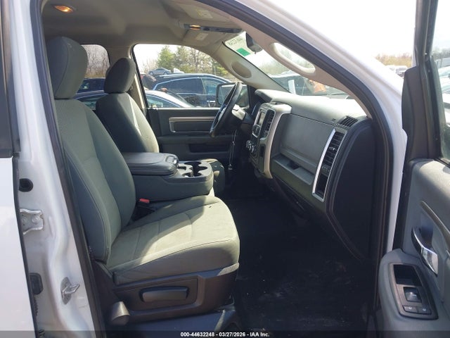 44632248 :رقم المزاد ، 1C6RR7GT5FS593770 vin ، 2015 Ram 1500 Slt مزاد بيع