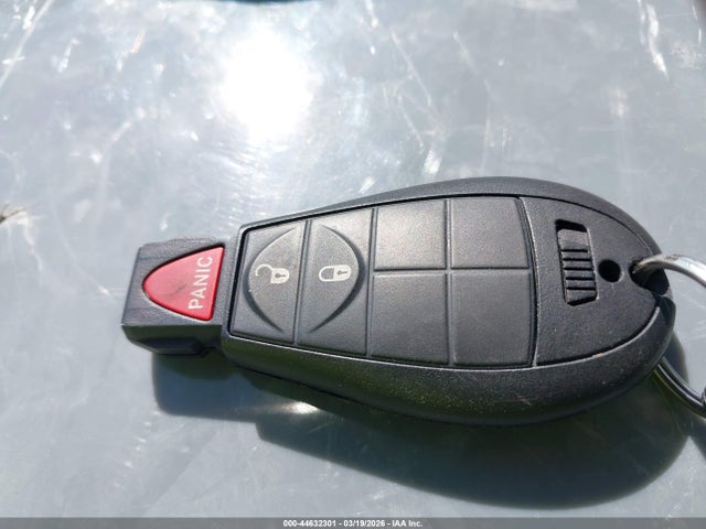 2020 Jeep Cherokee Latitude 4x4 მანქანა იყიდება აუქციონზე, vin: 1C4PJMCB2LD581949, აუქციონის ნომერი: 44632301