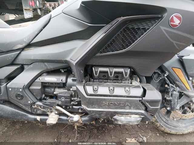 JH2SC7946SK700070 Honda Gl1800 B