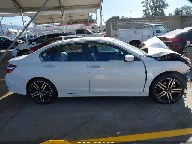 1HGCR2F68GA071060 Honda Accord Sport