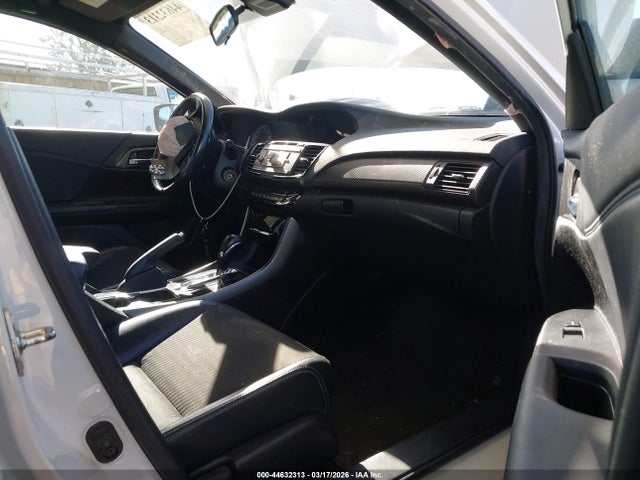2016 HONDA ACCORD 1HGCR2F68GA071060 Photo 4