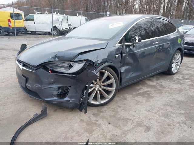 2018 TESLA MODEL X 5YJXCBE24JF140809 Photo 1
