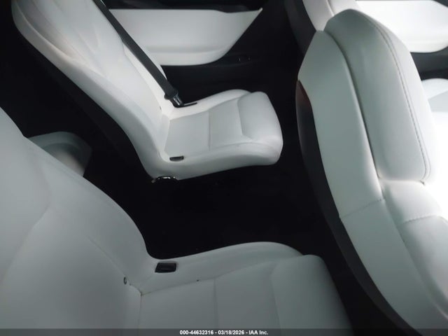 2018 TESLA MODEL X 5YJXCBE24JF140809 Photo 7