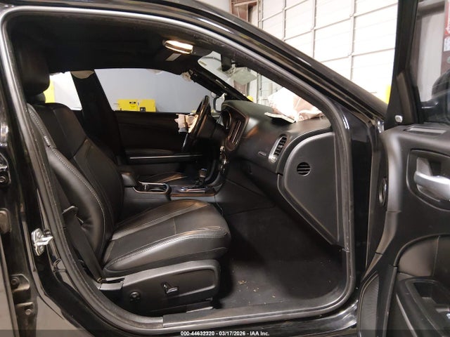 44632320 :رقم المزاد ، 2C3CDXBG2KH564417 vin ، 2019 Dodge Charger Sxt Rwd مزاد بيع