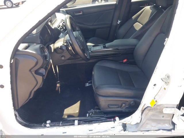 44632337 :رقم المزاد ، JTHDA1D21P5125519 vin ، 2023 Lexus Is 300 مزاد بيع