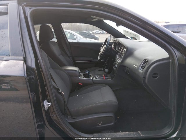 Продажа на аукционе авто 2015 Dodge Charger Se, vin: 2C3CDXFG1FH863736, номер лота: 44632343