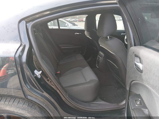 Продажа на аукционе авто 2015 Dodge Charger Se, vin: 2C3CDXFG1FH863736, номер лота: 44632343
