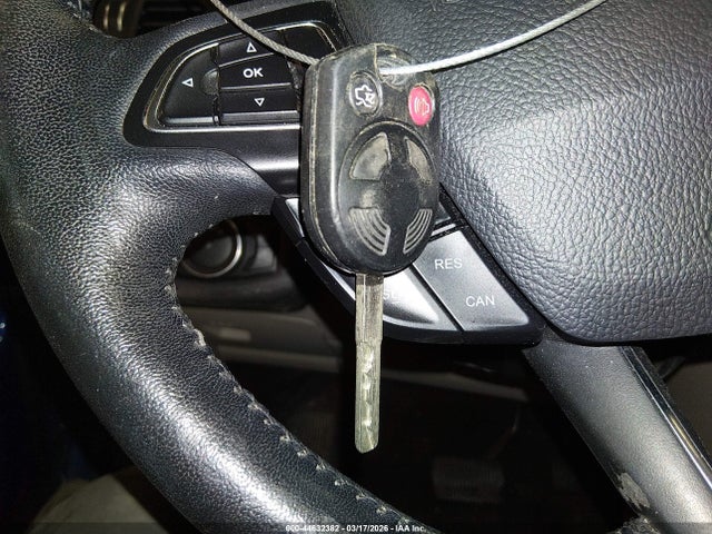 1FMCU9HD1JUD21015 Ford ESCAPE SEL