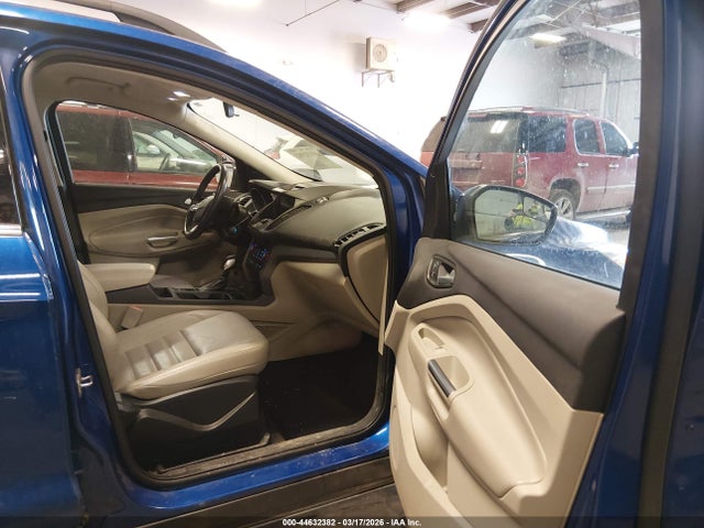 1FMCU9HD1JUD21015 Ford ESCAPE SEL