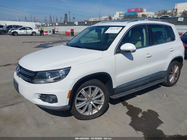 WVGAV3AX5EW510993 Volkswagen Tiguan Sel