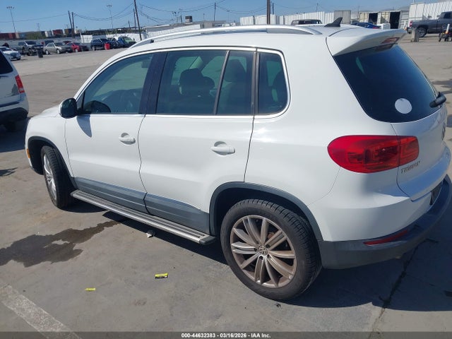 WVGAV3AX5EW510993 Volkswagen Tiguan Sel