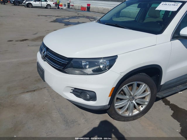 WVGAV3AX5EW510993 Volkswagen Tiguan Sel