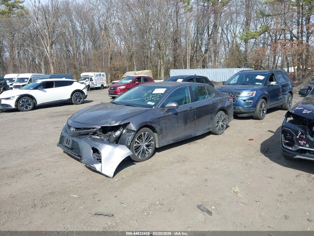 Продажа на аукционе авто 2020 Toyota Camry Se, vin: 4T1G11AK0LU356202, номер лота: 44632409