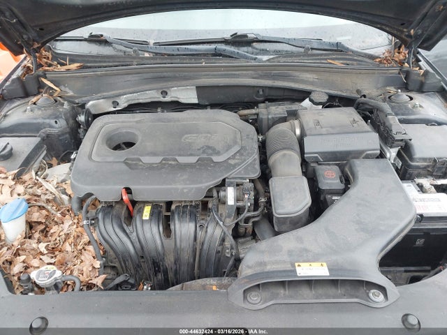 KNAGT4L33J5216994 KIA Optima Lx