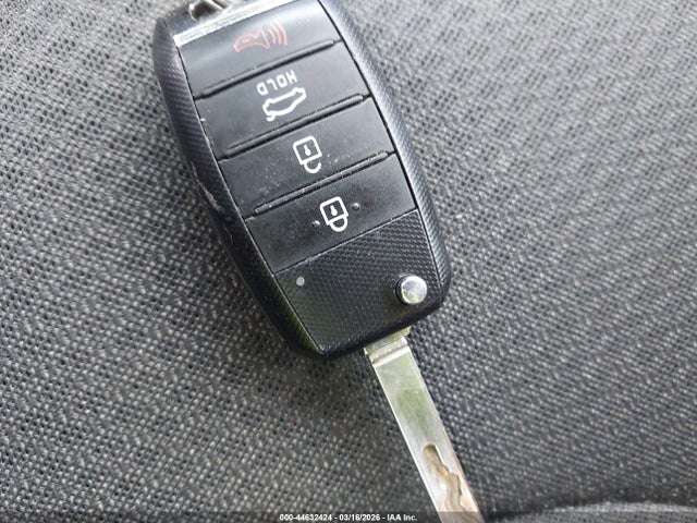 KNAGT4L33J5216994 KIA Optima Lx