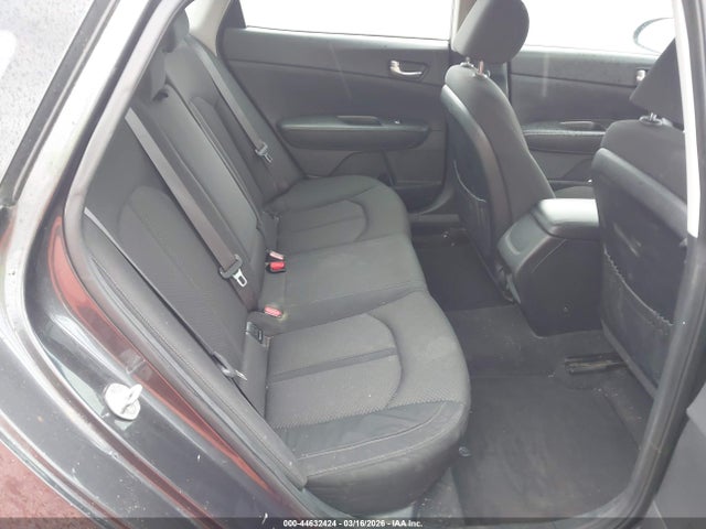 KNAGT4L33J5216994 KIA Optima Lx