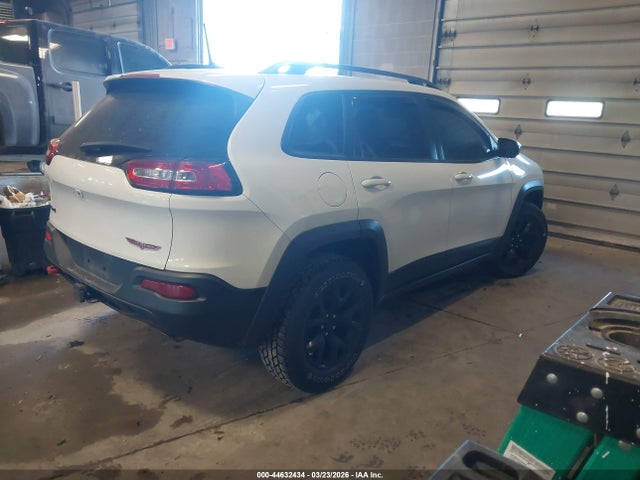 44632434 :رقم المزاد ، 1C4PJMBS1GW163927 vin ، 2016 Jeep Cherokee Trailhawk مزاد بيع