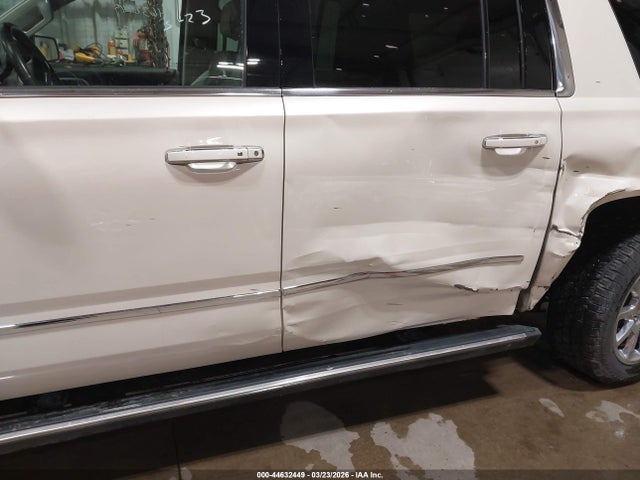 Продажа на аукционе авто 2015 Gmc Yukon Xl 1500 Denali, vin: 1GKS2JKJ1FR720446, номер лота: 44632449